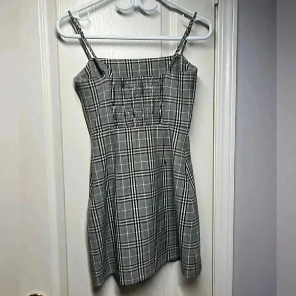 Artizia- Wilfred plaid mini  dress in Size 0 (XS) - Picture 3 of 3
